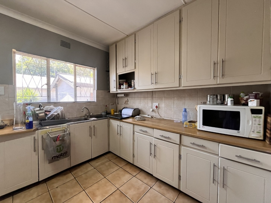 4 Bedroom Property for Sale in Generaal De Wet Free State